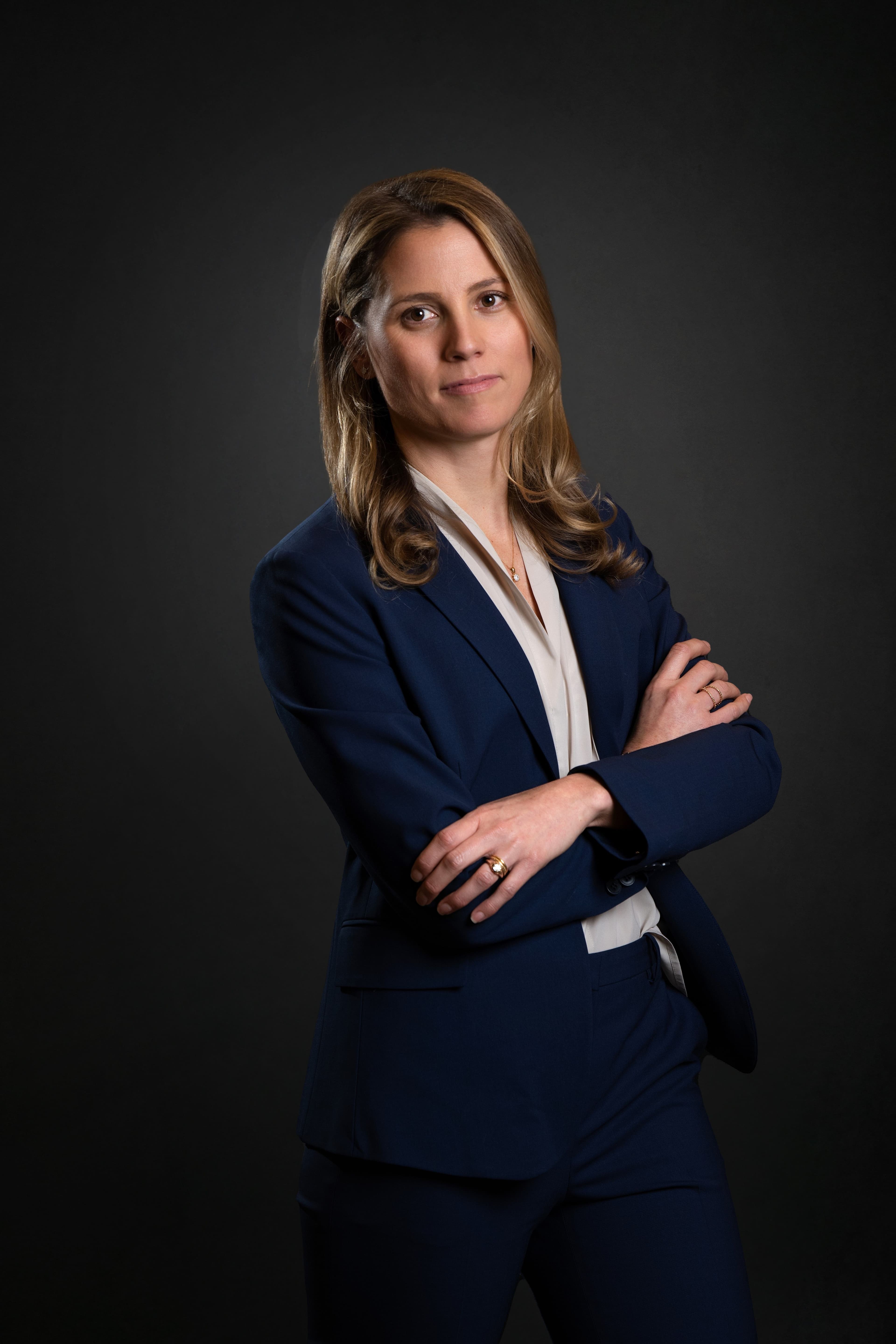 /api/media/file/alex-dvorscak-seated-portrait.jpg